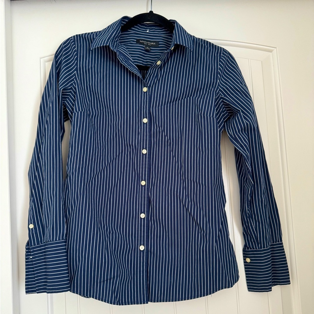 Banana Republic Navy White Striped Non-Iron Long Sleeve Button Up Shirt Size 4